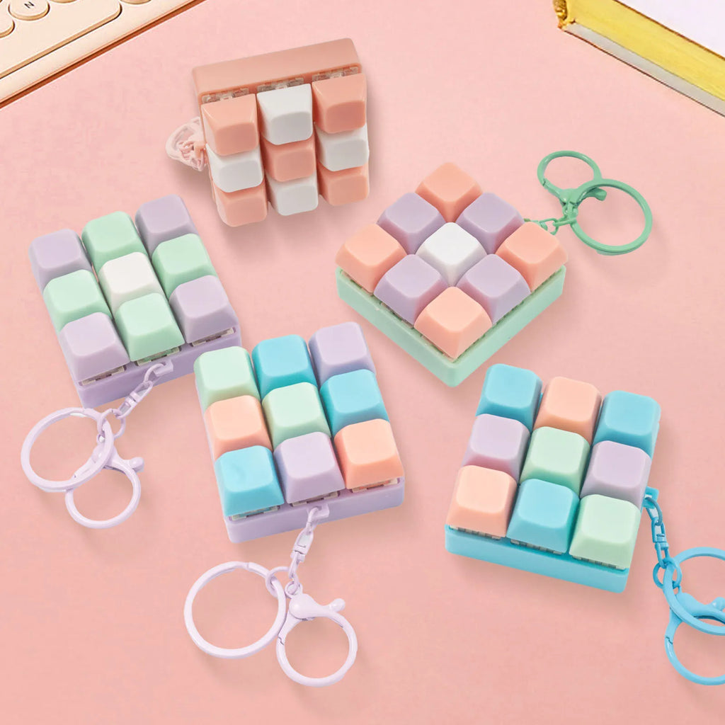 Nine-key Tetris Fingertip Pressing Key Keychain Adult Stress-relieving Finger Keyboard Game Key Chain Stress-relieving Keychain