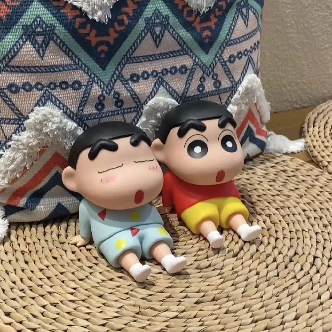 In Stock Anime Xiao Xin Mobile Phone Stand Universal Desktop Lazy Model Doll Desktop Handmade Ornament Holiday Surprise  Gift