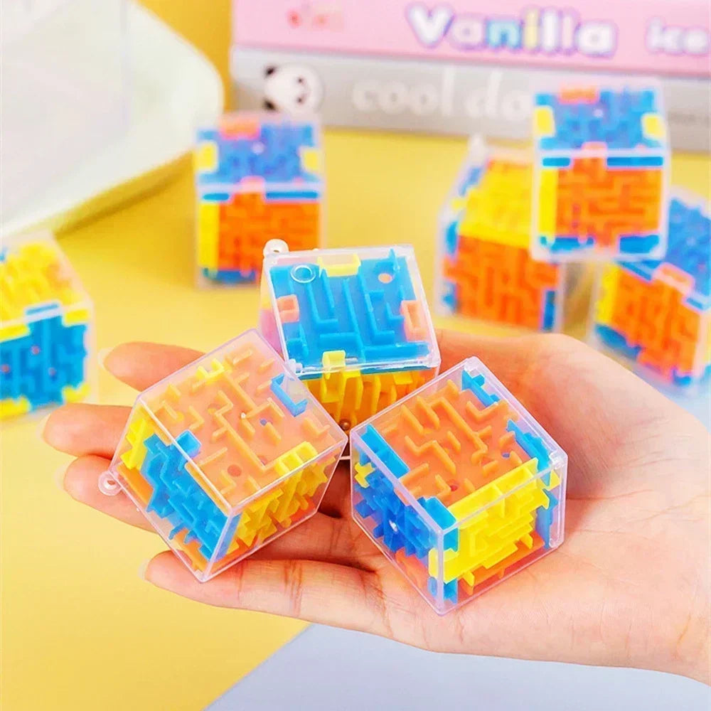 1PCS Mini 3D Maze Magic Cube Six-sided Transparent Puzzle Speed Cube Rolling Ball Cubes Maze Toys For Stress Reliever Toys