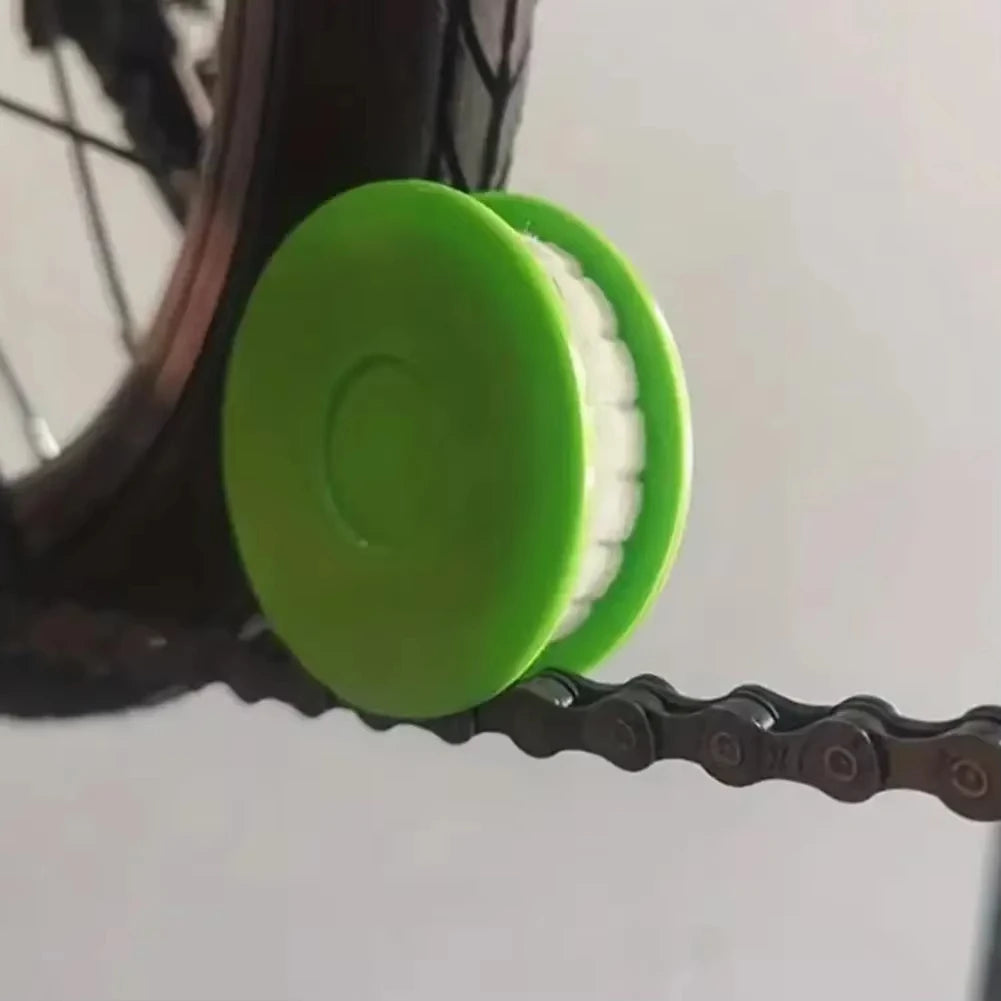 Portable Bicycle Chain Oiler Roller Lube Cycling Riding Gear Parts Bike Repair Tools Chain Oil Applicator Heavy‑Duty No‑mess New