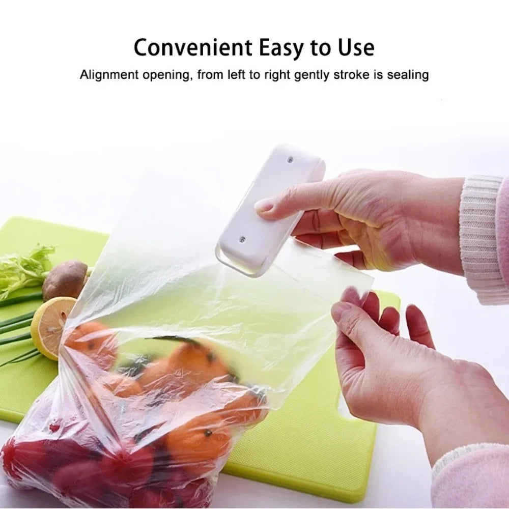 1pc Kitchen Handheld Snack Sealer, Plastic Bag Sealer For Freshness, Easy-To-Use Kitchen Gadge, Portable Heat Sealer Packaging