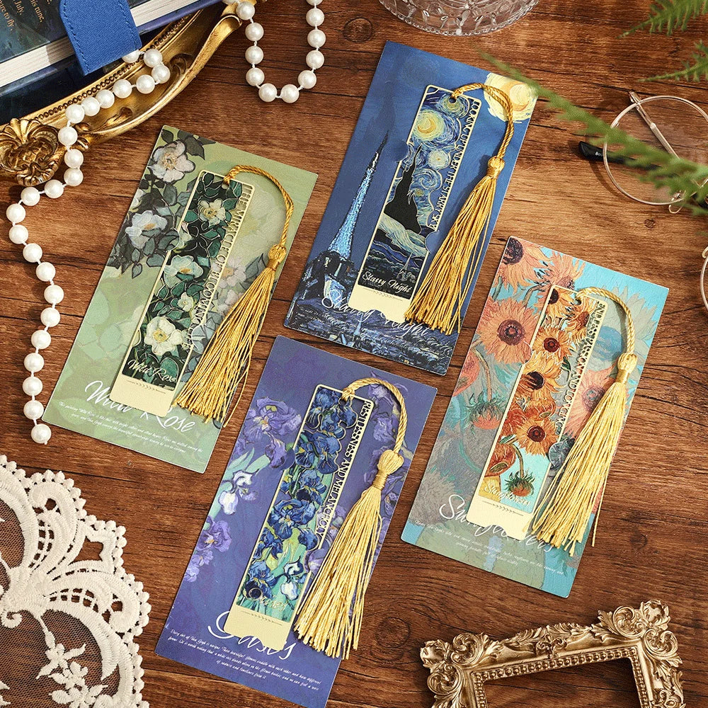1pc Hollow Literary Flower Metal Bookmark Exquisite Painting Sunflower Iris Rose Shape Gifts for Book Lovers Writers Readers