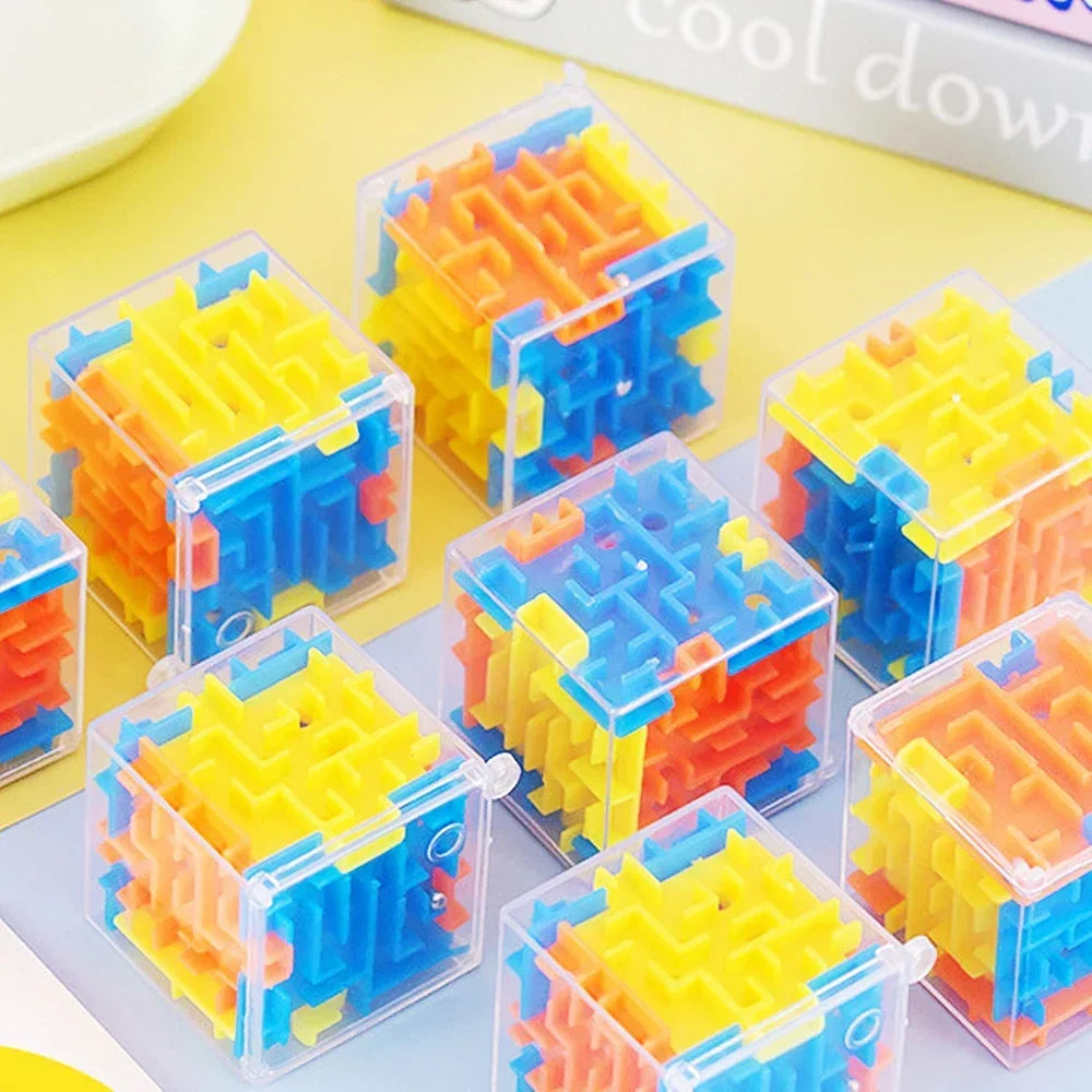 1PCS Mini 3D Maze Magic Cube Six-sided Transparent Puzzle Speed Cube Rolling Ball Cubes Maze Toys For Stress Reliever Toys